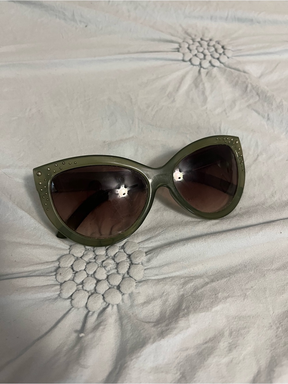 Women's Olive Green Cat Eye Sunglasses